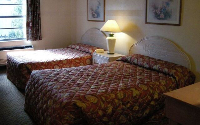 Relax Inn Lakeland