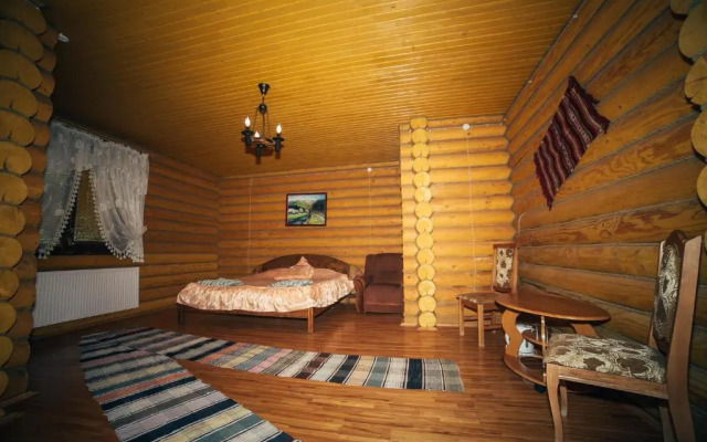 Sadyba Sribne Dzherelo