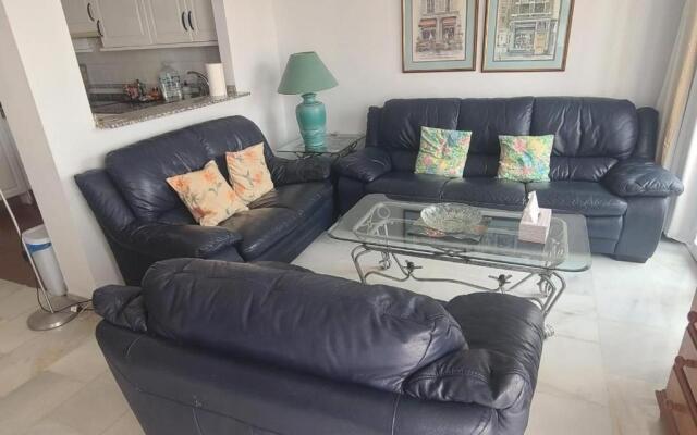 Spaciously Cosy Apartment 5b close to beach