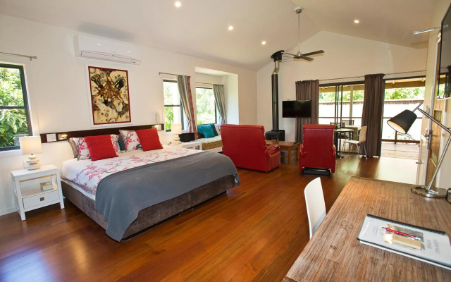 Witches Falls Cottages – Guest Rooms – Tamborine Mountain