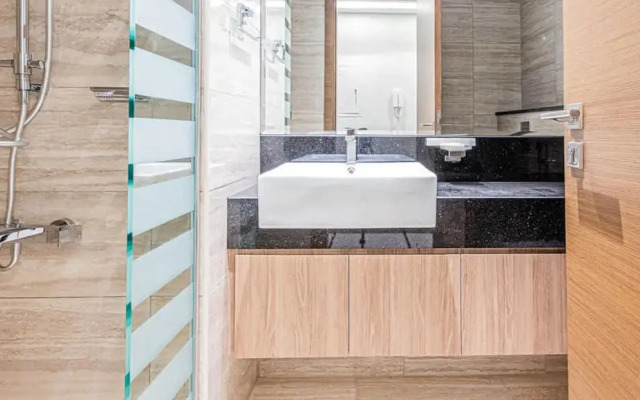 Stylish Missoni-branded Studio