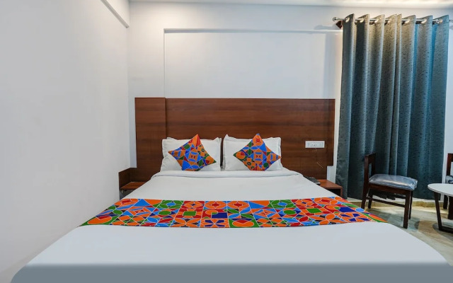 Fabhotel Tree Suites