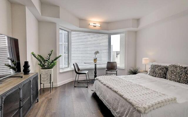 Instant Suites - Stunning Designer Studio in Yorkville