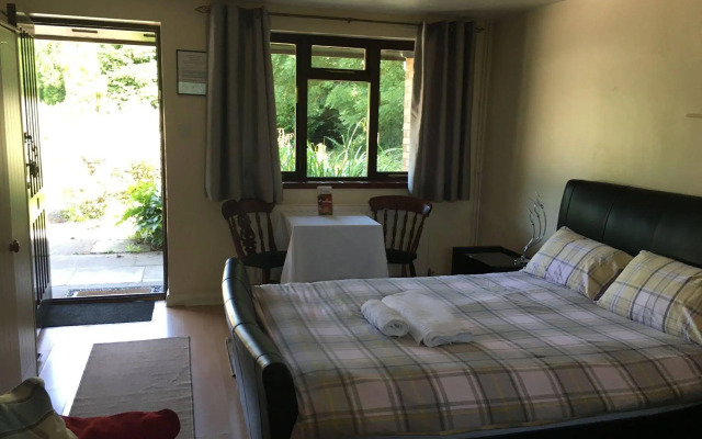Pinewood Lodge