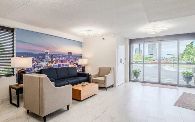 Clarion Pointe Winston – Salem Downtown