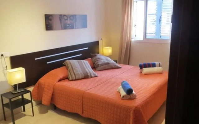 Romantic Sunny Apartment