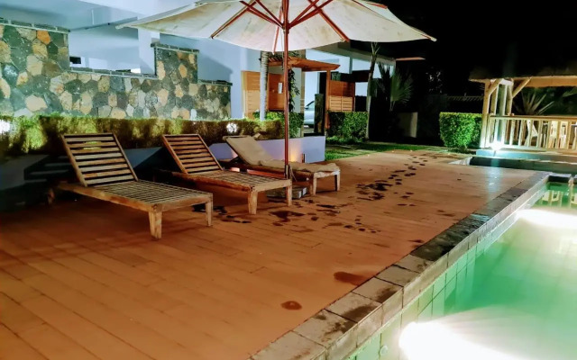 Luxury 3 bedrooms Apartment Flic en Flac