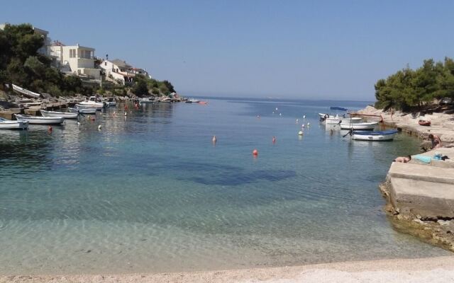 Branka - 30 m From Beach - A1 Zeleni