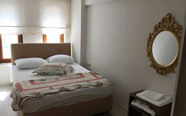 Class Suit Residence