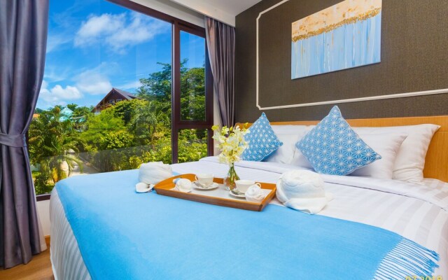 Aristo 2 Beach Front - by Holy Cow 319