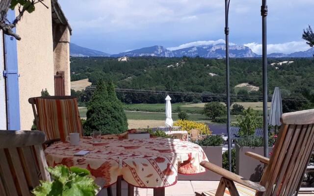 ORGANIC PROVENCE. Maison