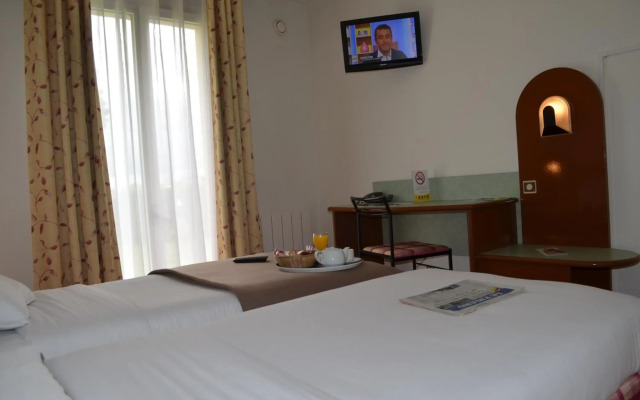 Hostellerie Saint Vincent Beauvais Aéroport