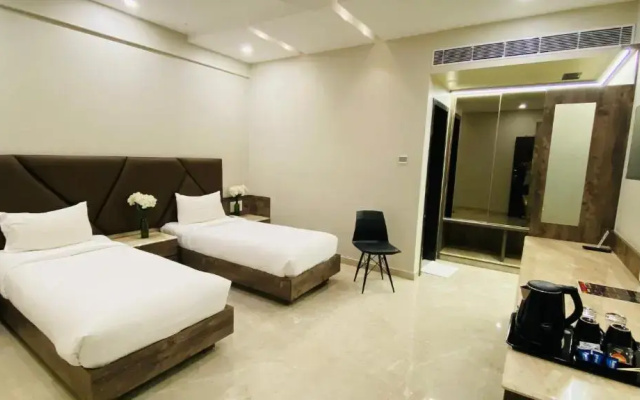 Sun Shine Hotel