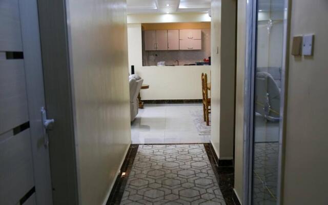 Spacious 3 BDR furnished Apt near junction mall