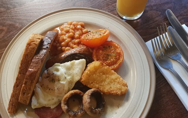 Cromwell's Tap House