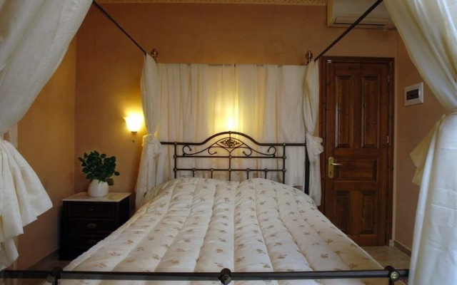 Miression Pelion House