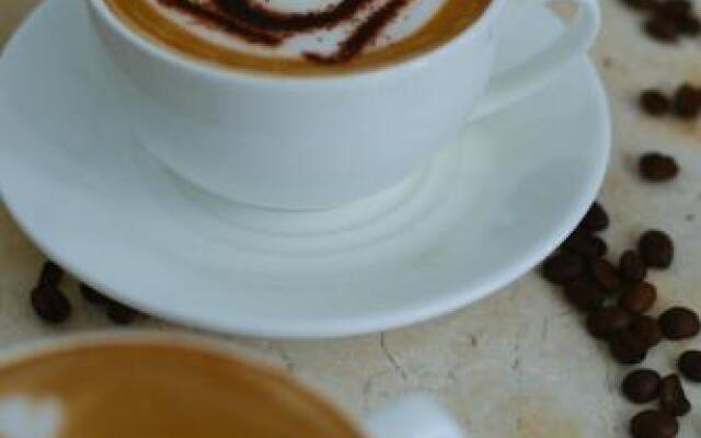 Hotel Carlito Tagaytay