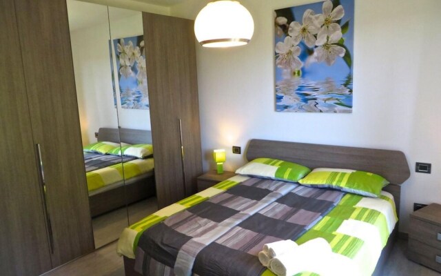 Margo 2 Apartment With Lake View