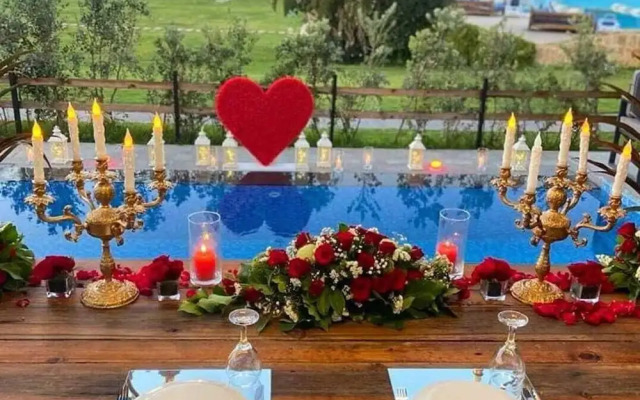 Turquoise Beach Resort