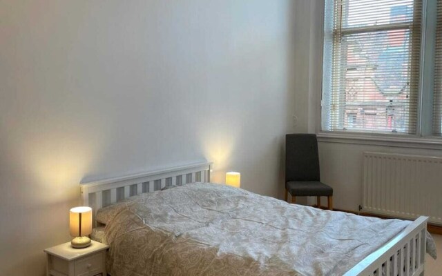 Contemporary 2 Bedroom Flat in Glasgow City Centre