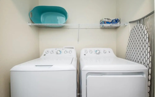 Dog Leg Drive Villa Champions Gate