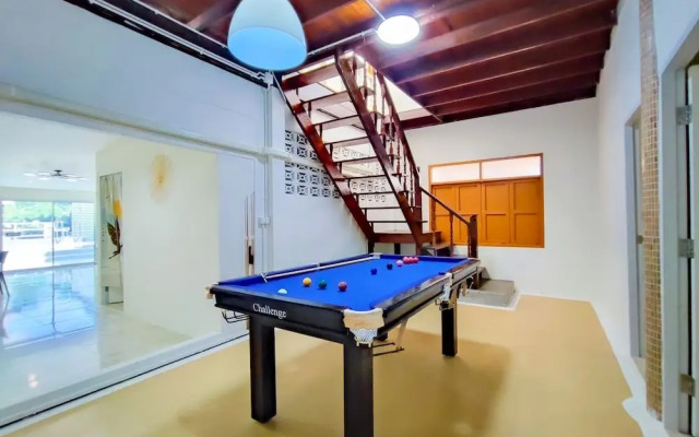 GAO Phala beachfront hostel & pool villa