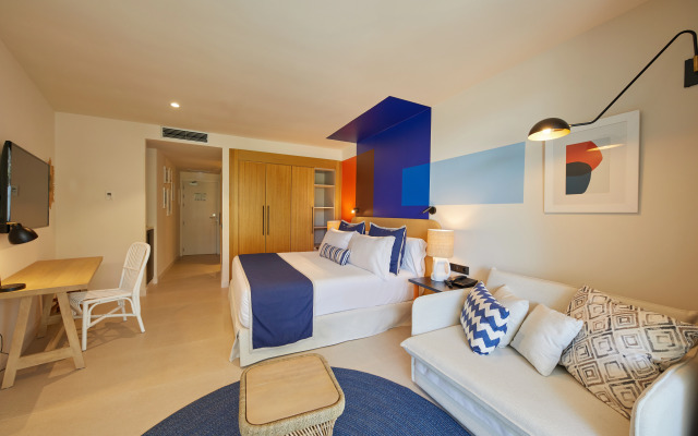 Alua Calvia Dreams