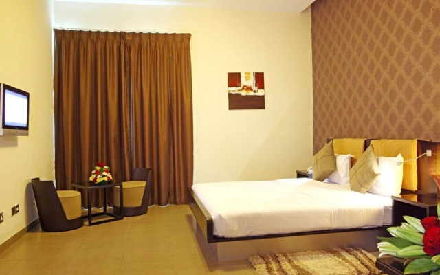 First Royal Hotel Apartment