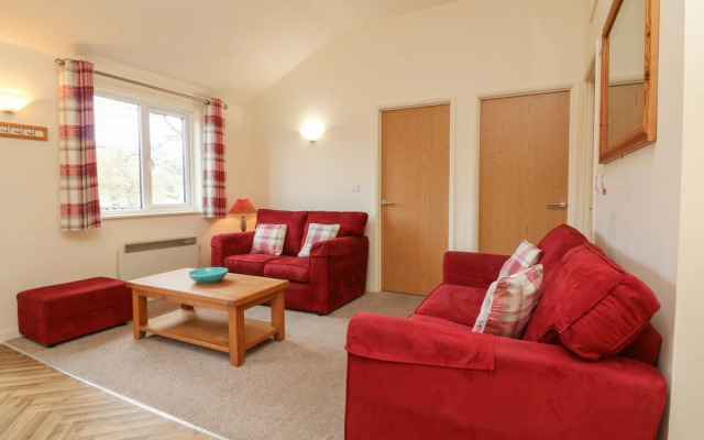 Chalet Log Cabin L2