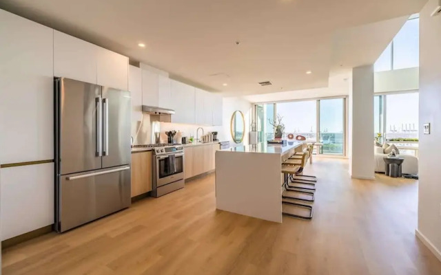 @ Marbella Lane - Luxurious 3BR Penthouse