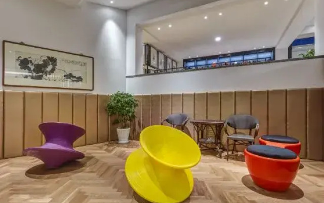 Yan Ru Light Luxury Holiday Hostel