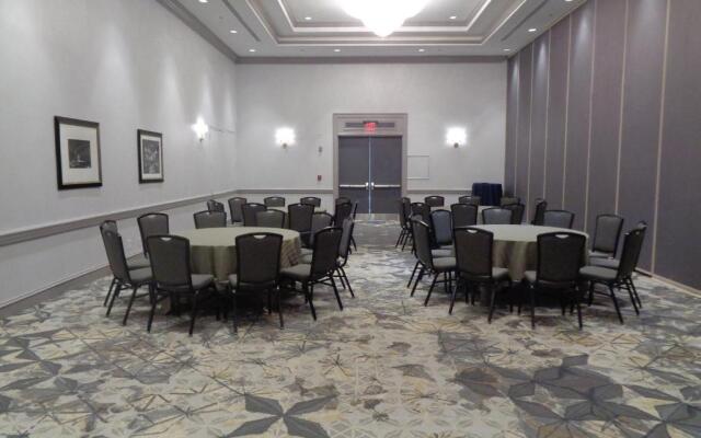 Crowne Plaza College Park - Washington DC by IHG