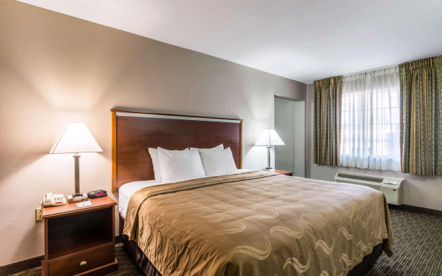 Quality Inn University near Downtown