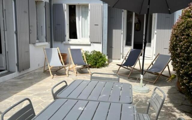 MAISON LA FLOTTE, 4 PIèCES, 6 PERSONNES - FR-1-544-3