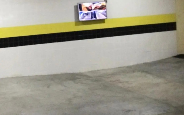 Amora Três