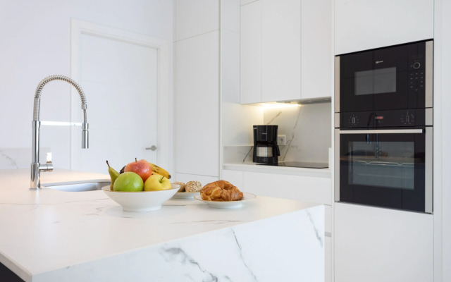 Crystal I Luxury Apartments