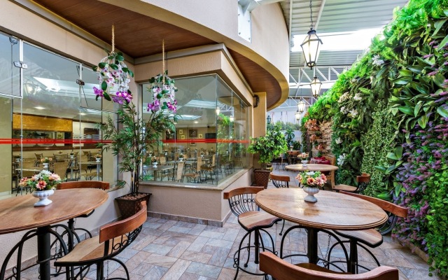 Thomasi Hotel Londrina