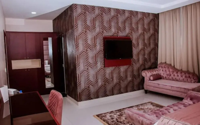 Mont Kalm Hotel and Suites