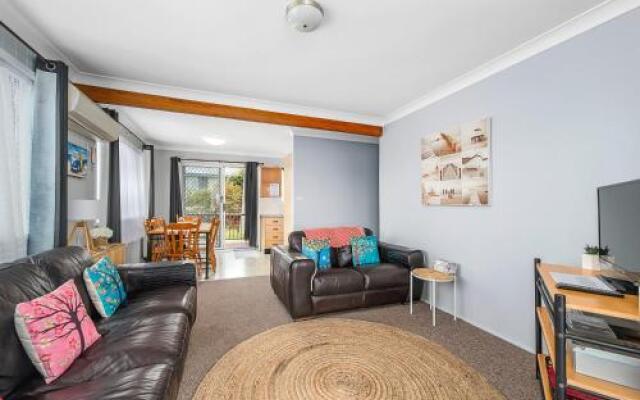 Sea View, 3 Hodgson Street