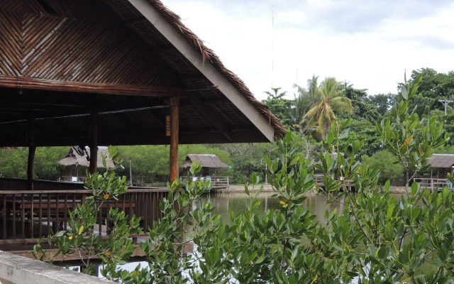 Papa Kit's Marina and Fishing Lagoon