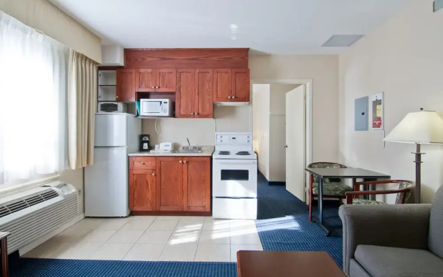 Travelodge by Wyndham Trenton
