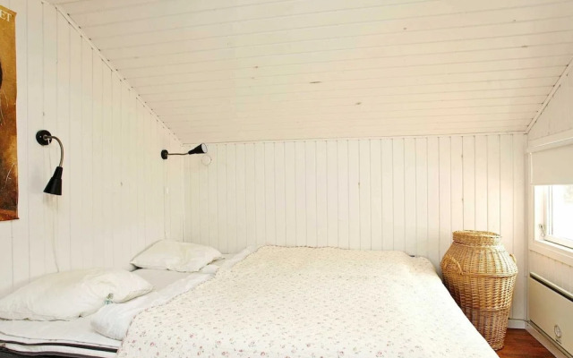 6 Person Holiday Home in Albaek