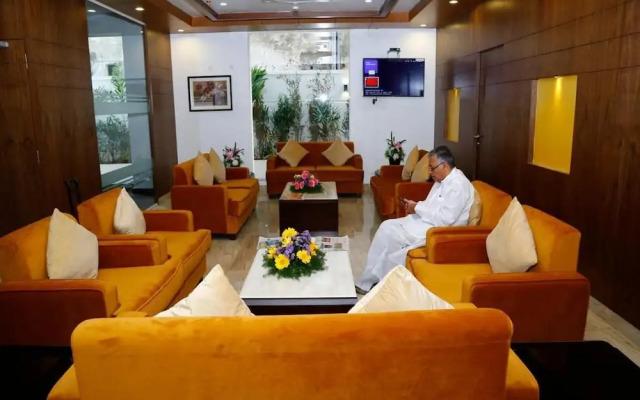 Triguna Clarks Inn