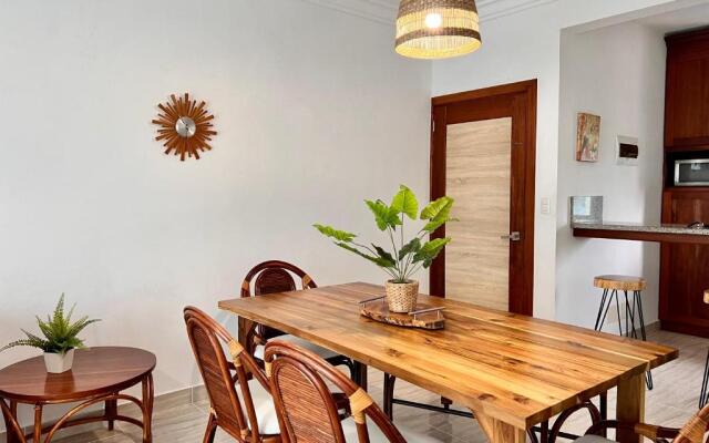 Amazing apartment in thecity 30mins from the beach