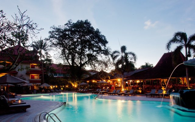 White Rose Kuta Resort - Villas & Spa