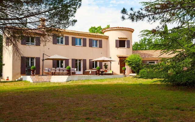 Le Domaine de la Tour
