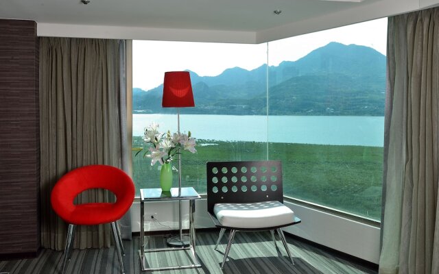 See's Revert Hotel
