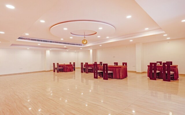 Treebo Silver Stallion