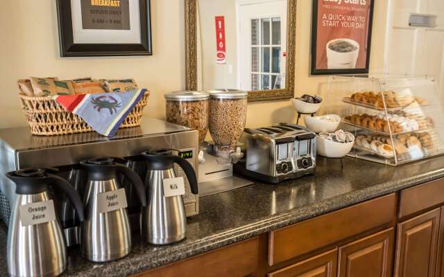 Econo Lodge Crystal Coast