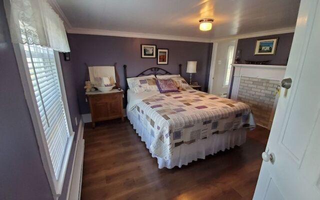 Hillside Bed & Breakfast